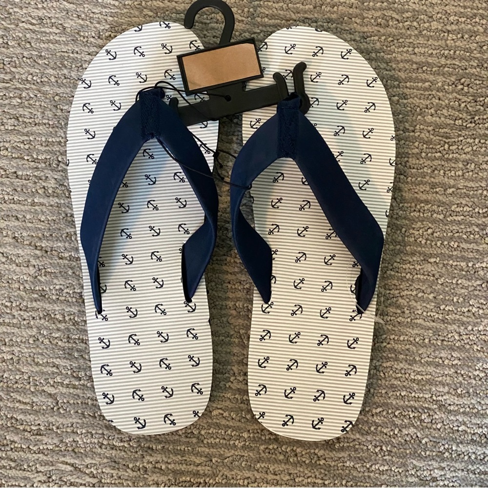 Mens Anchor Print Flip flops ( size L‎ & XL)